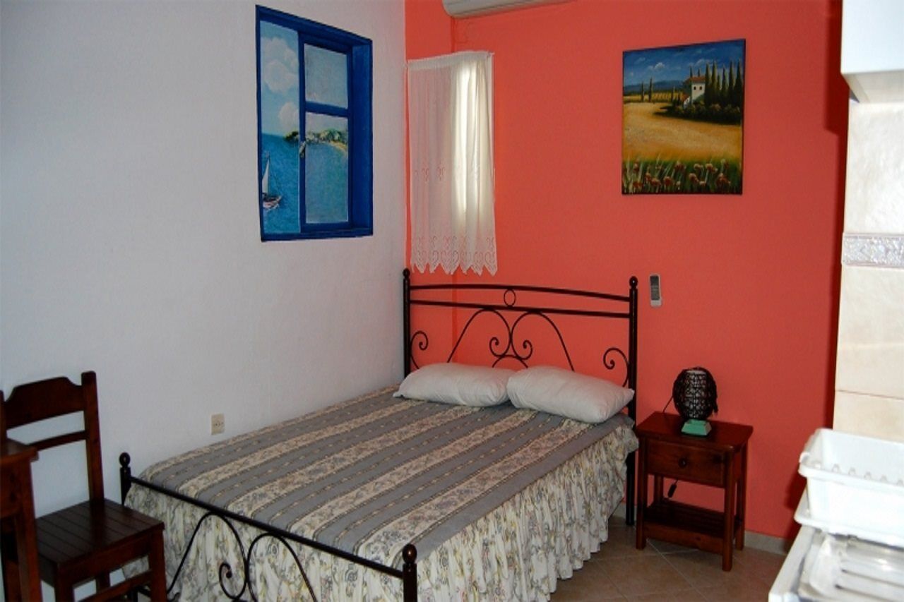 Aegeon Pension Эгиалис Экстерьер фото